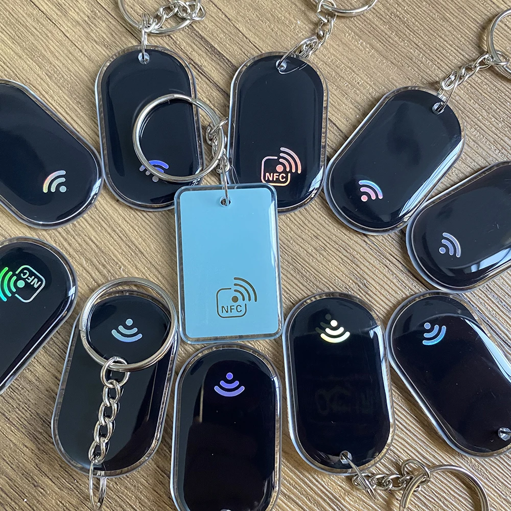 Imagem -05 - Nfc Tap Keychain Social Media Key Tag Preto Azul Cor Epoxy Cartões Nfc 10 Pcs