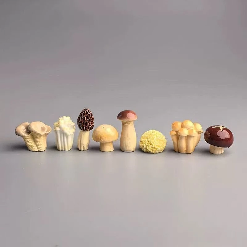 

Hand-Painted Adorable Mushroom Figurines，Adorable Dashboard and Desktop Ornaments，Cute Office & Workspace Accessories