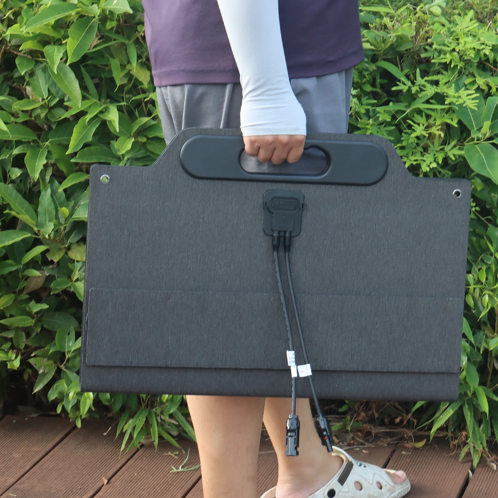 Panel solar portátil de 100 W, cargador solar plegable monocristalino de 100 vatios y 19,8 V para central eléctrica, resistente al agua IP67 para acampar