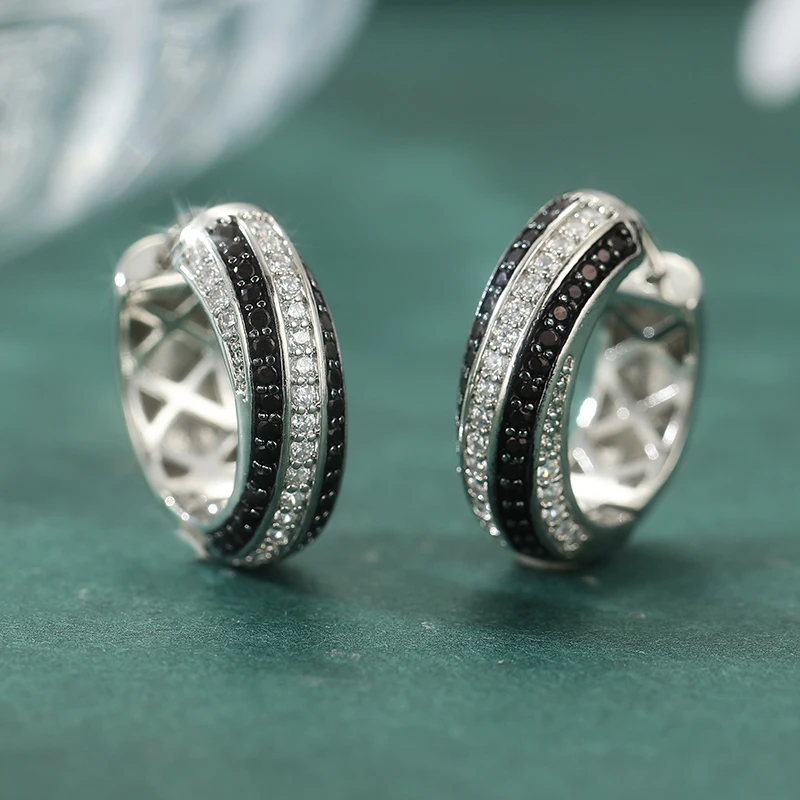 Schwarz-weiße Zirkon-Ohrringe in klassischer Silberfarbe, runde, trendige Verlobungs-Creolen für Damen, temperamentvoller Schmuck