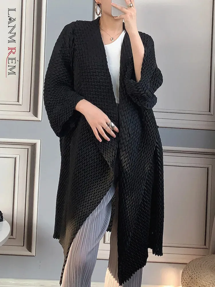 

LANMREM Pleated Long Trench 2024 Autumn Black Color Korean Style Long Sleeves Fold Windbreaker Female Elegant Clothing 2T1244