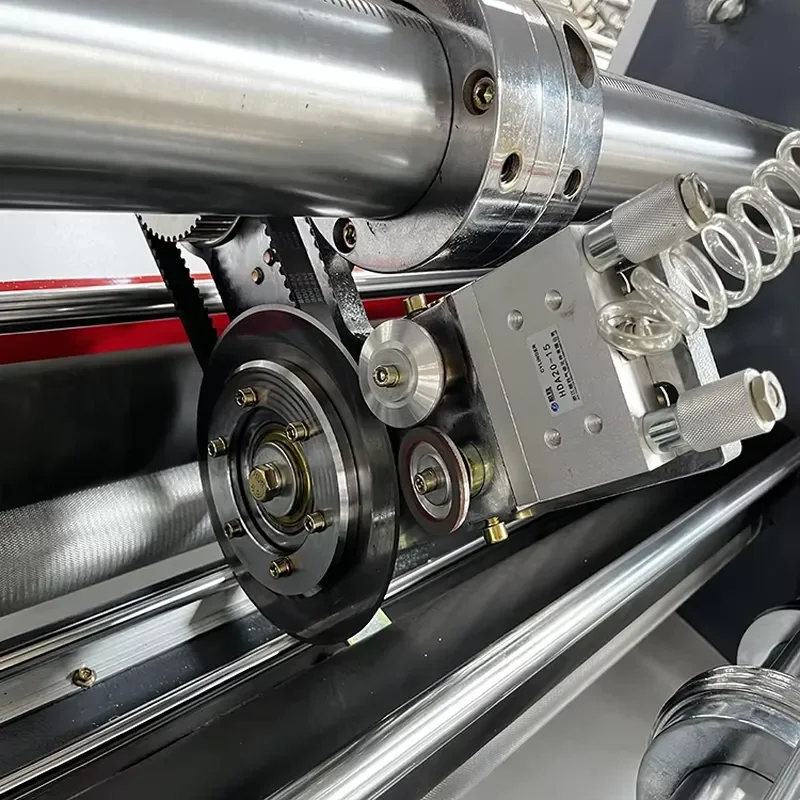 High-Accuracy Manual Type Corrugated Paper Sheet Cutting Machine with Thin Blade Slitter Scorer