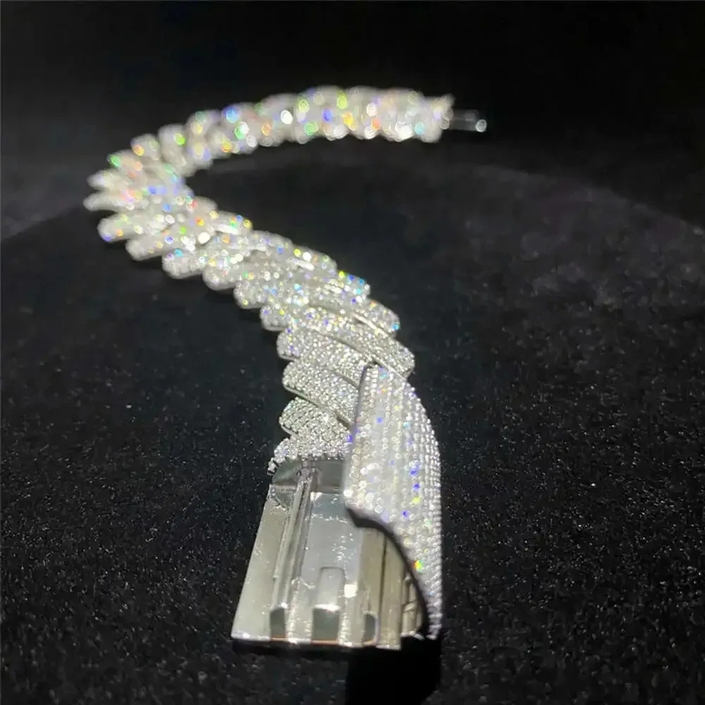 

Gold Plated Miami Iced Out Moissanite Diamond Cuban Chain 18mm Width 3 Rows Cuban Link Chain Bracelet Hip Hop Men Jewelry