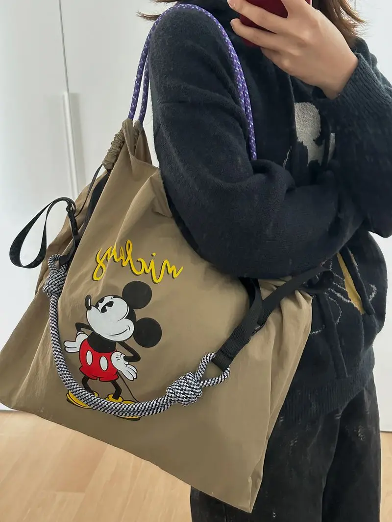 Tas selempang motif Mickey, tas bahu serbaguna mode kapasitas besar, tas belanja nilon, tas selempang motif Mickey, tas tangan modis, kapasitas besar, baru