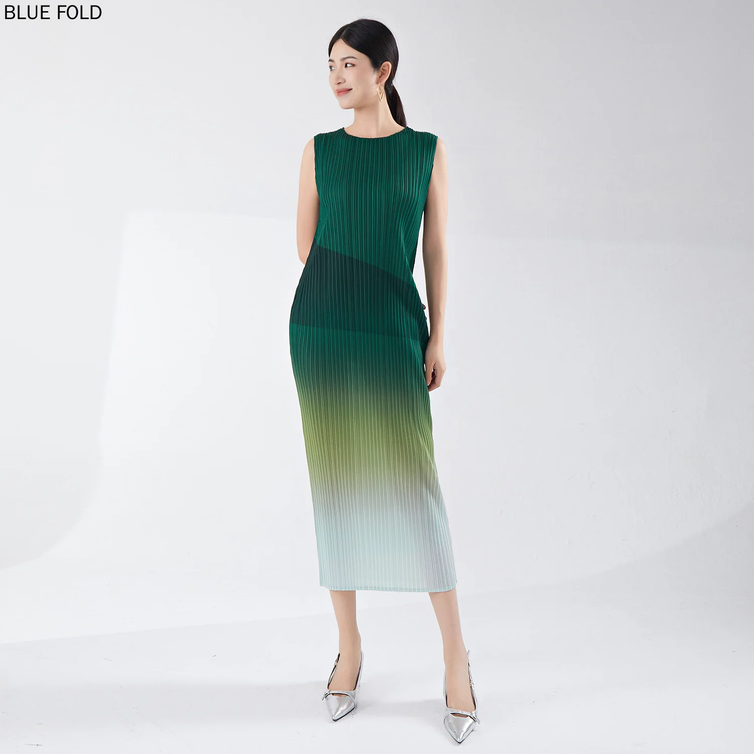 Miyake Gradient Dress Simple and High-end Summer New Temperament Sleeveless Mid-Length One-Step Straight Dress Elegant Vestido