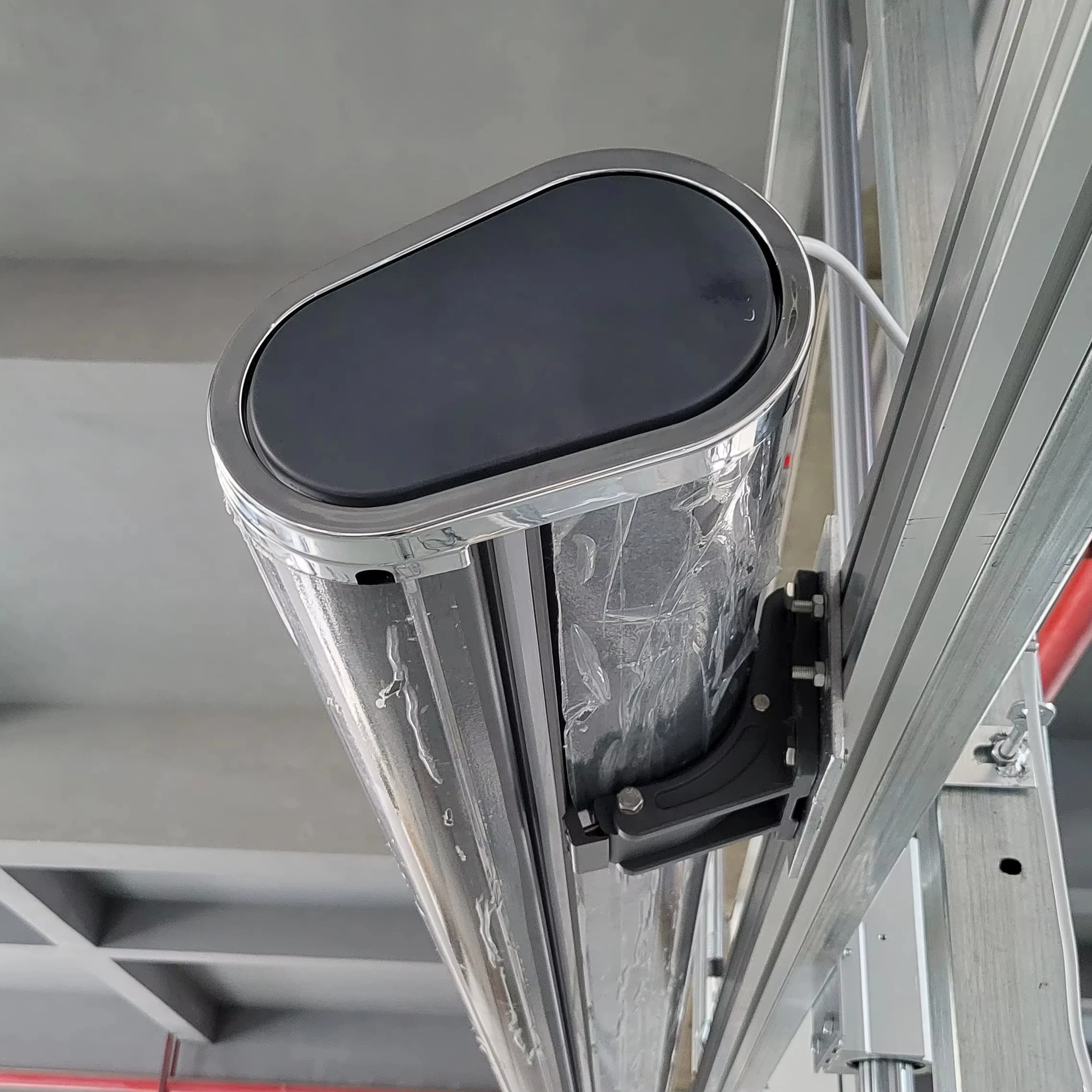 

Outdoor Retractable Awning With Motor Control and LED Lights Garden Canopy Sun Shade Full Cassette Awning