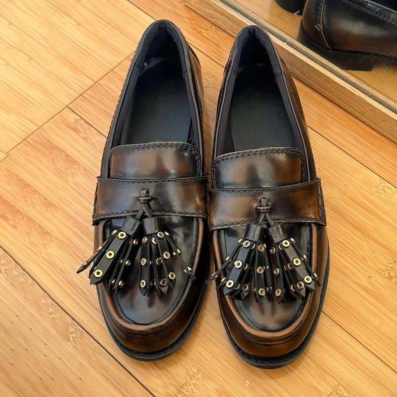 2026 Autumn New British Style Fringed Flats Shoes Woman Rivet Flat-soled Single Shoe Real Leather Slip on Loafer Casual Shoes