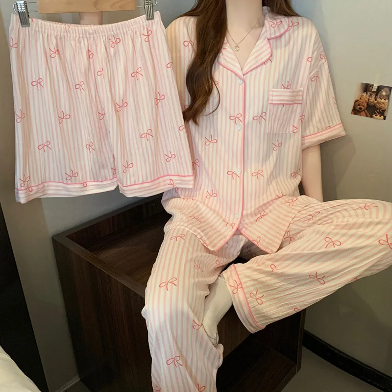 

Korean-Style Summer New Striped Pink Cute Bow Design Wrinkled Fabric Pajamas for Women, Cardigan Short-Sleeve Three-Piece Set