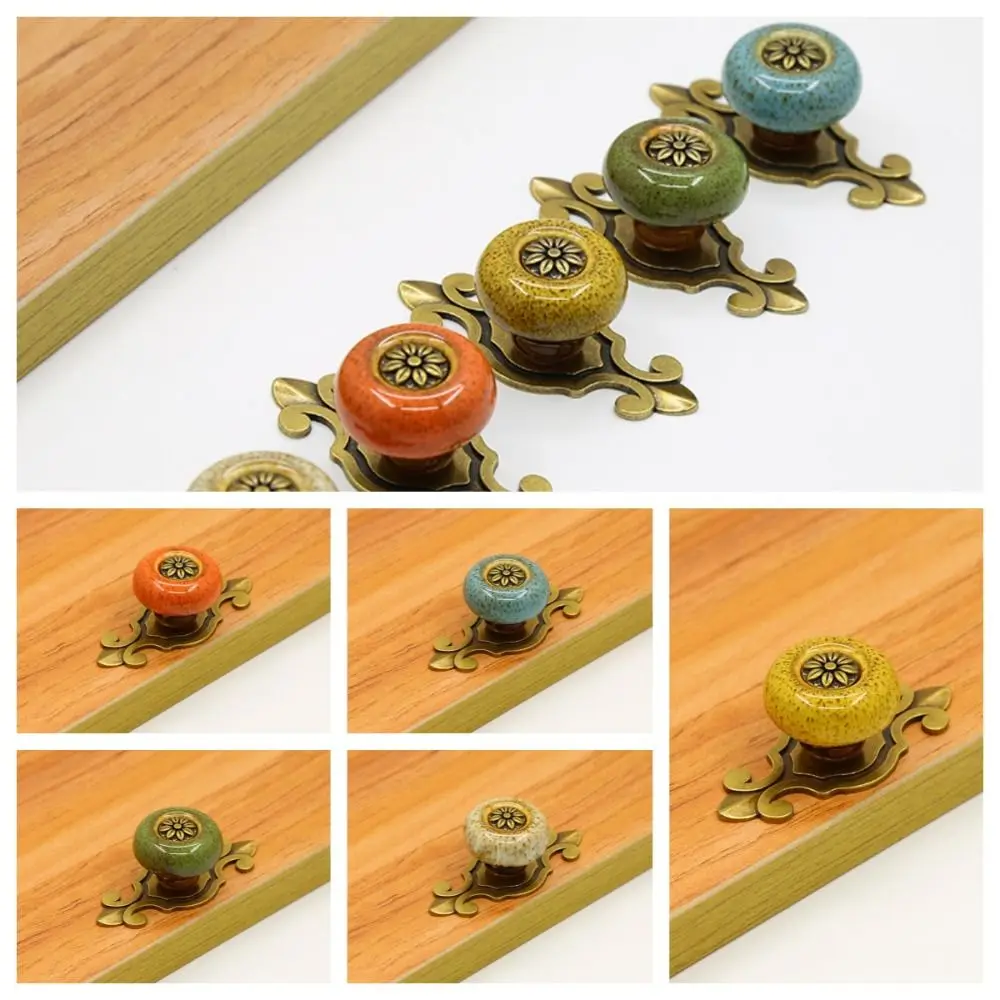 

Creative Single Hole Ceramic Knob Ethnic Style Antique Bronze Door Knob Ceramic Flower Pull Handle Cupboard