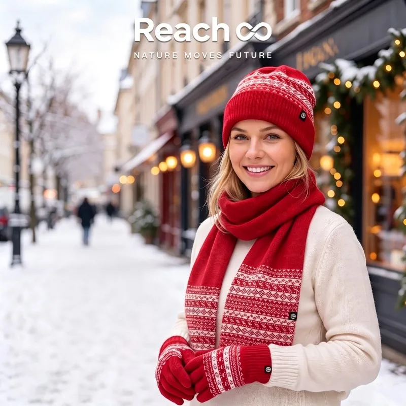 Winter Keep Warm Hat Scarf Glove Three Piece Set Fashion Jacquard Windproof Clothing Accessories Knitting Multicolored Suit