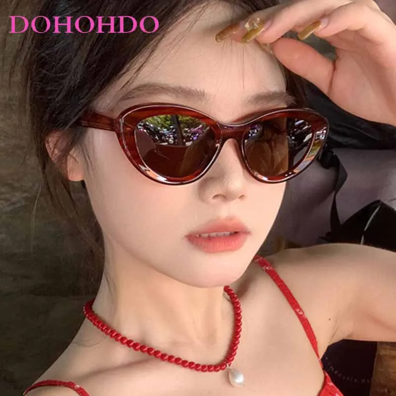 

Fashion Luxury Cat Eye Sunglasses Candy Color Frame Glasses Personalized Women Party Versatile Eyeglasses Retro Eyewear UV400