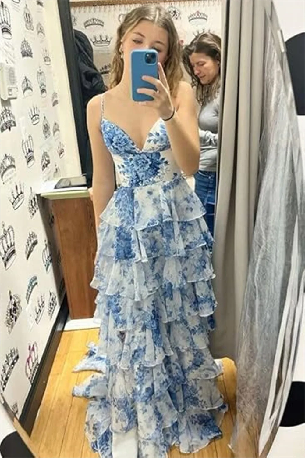 

Customized Floral Print Ruffles Long Prom Dresses Tiered Chiffon Bridesmaid Dresses Spaghetti Straps Corset A Line Evening Gowns