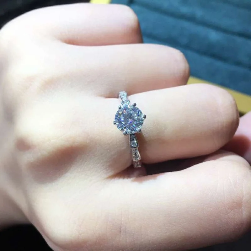 

New Hearts Eight Arrows PT950 Plated Flash Diamond Zircon Moissanite Open Ring for Women Jewelry
