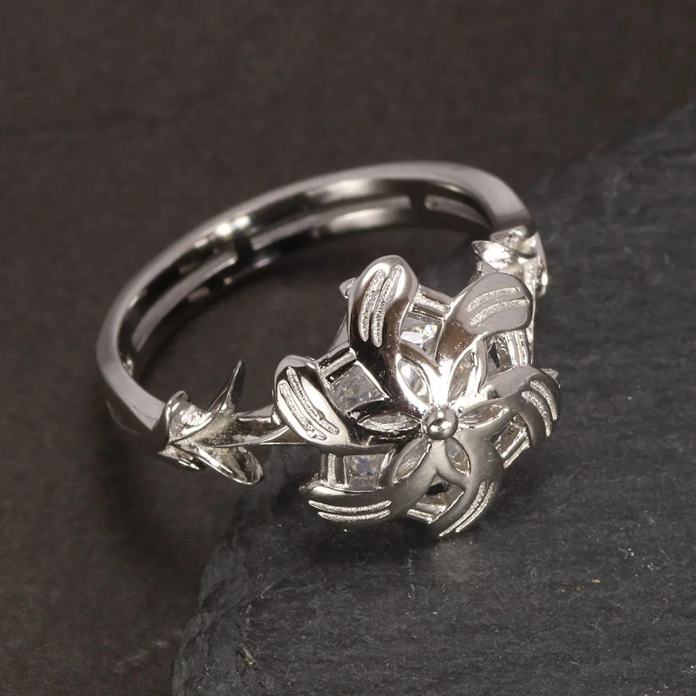 Женское серебряное кольцо с фианитом, обручальное кольцо