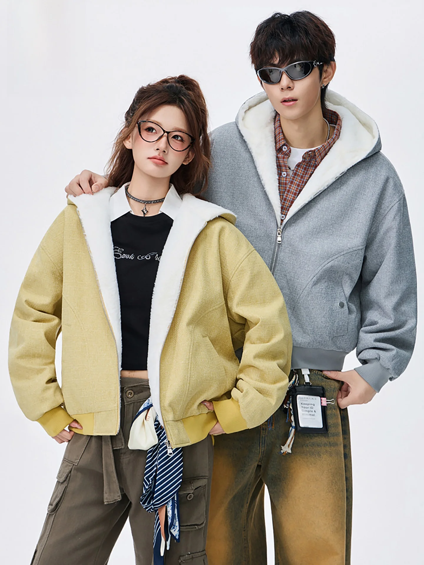 

Утепленная зимняя куртка с капюшоном для подростков, свободного кроя, на молнии, для пар, модная, из полиэстера, с длинными рукавами