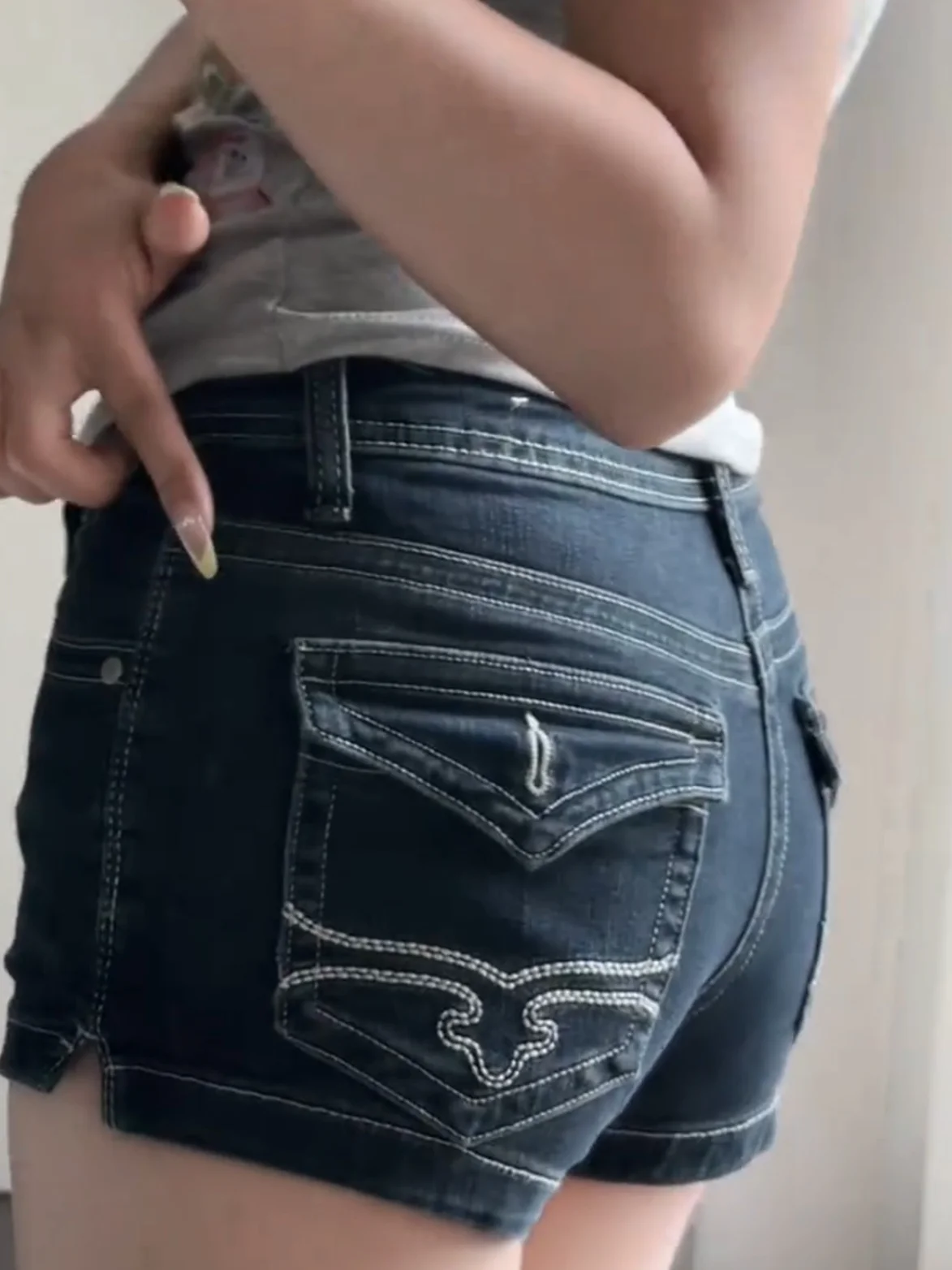 

Slim Fit Embroidered Short Jeans Elastic Waist High Stretch Lengthening Leg Effect Bodycon Slimming Stretchy Denim Shorts