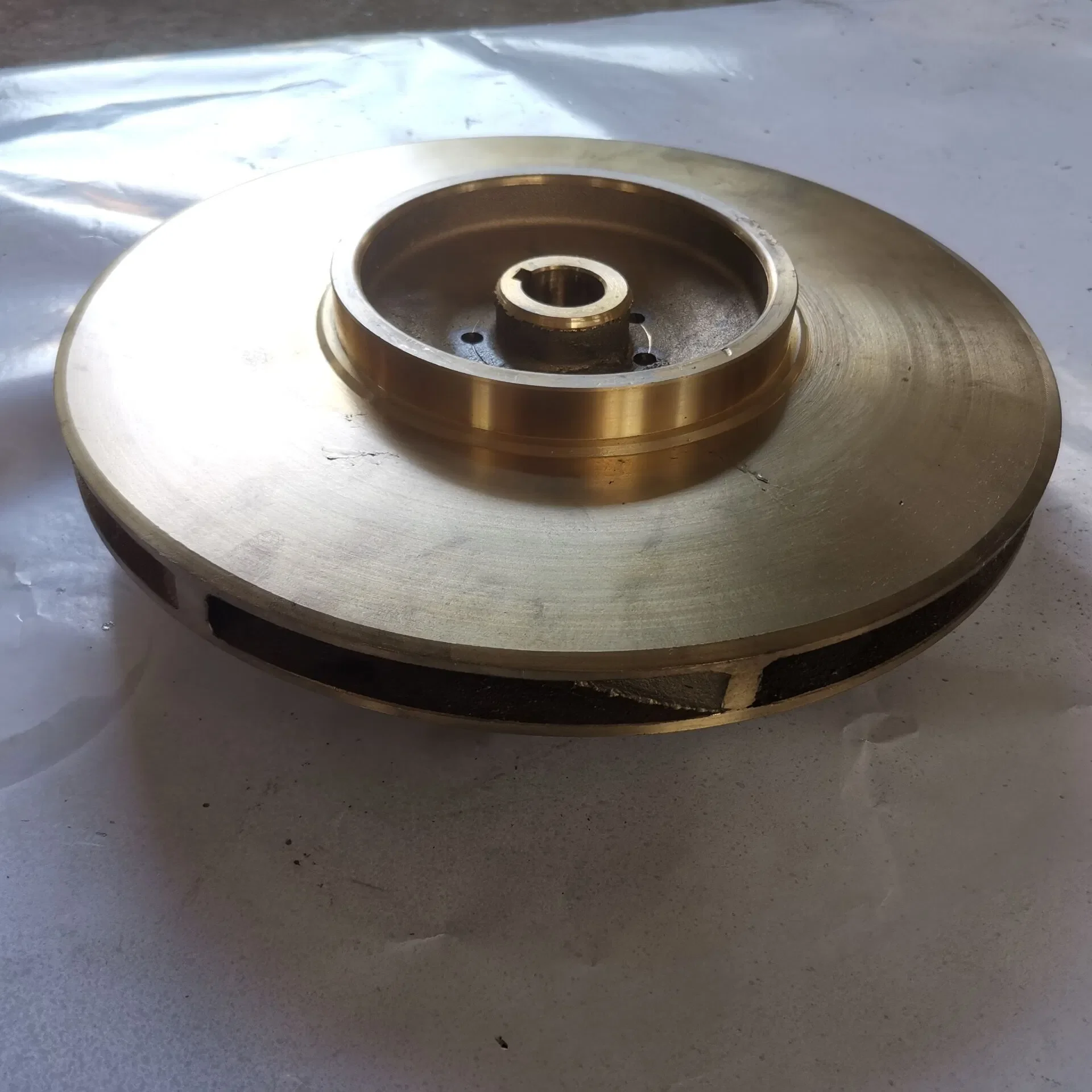 

Customized Centrifugal Cast Iron Water Pump Spare Parts (brass impeller)