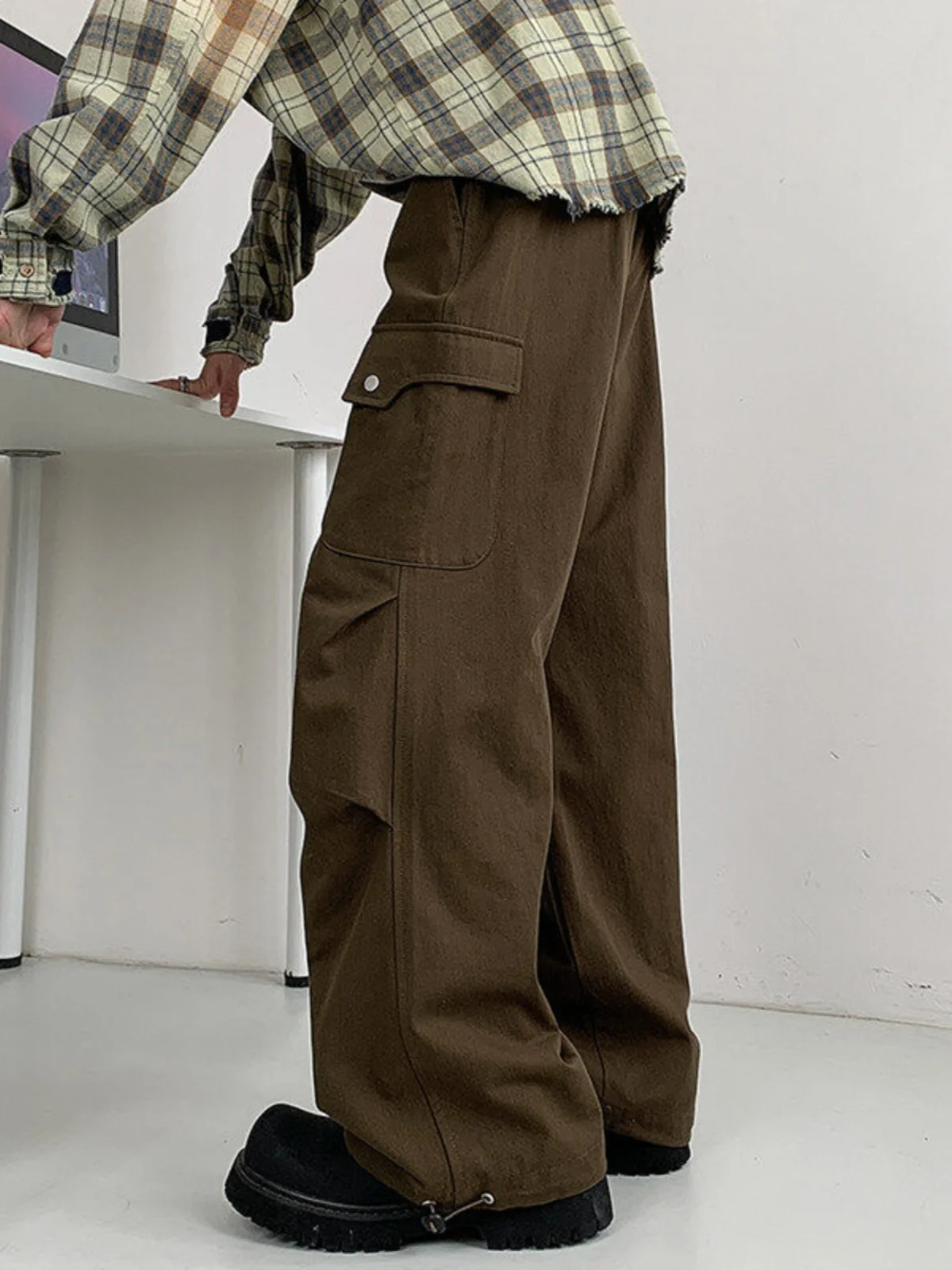 

Retro American Work Pants Men's Straight Leg Teenage Coffee Color Pants Cleanfit Pleated Wide Leg Knife Pants Casual Leisure