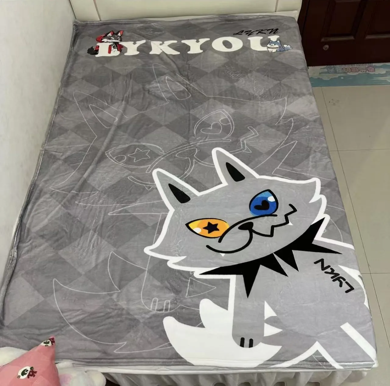 غير رسمي GMMTV Ohmnanon BounPrem Joogdunk Perthsanta Geminifourth Milklove Taynew Milklove Nantam Film Jossgawin بطانية