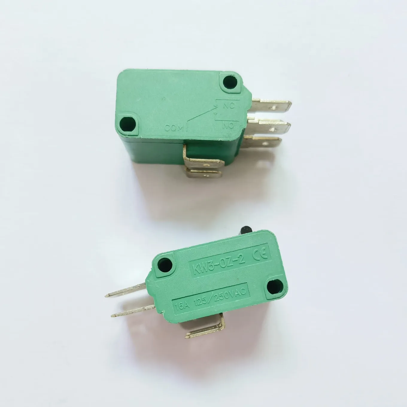 Original new 100% KW3-0Z-2 silver contact micro switch 6pin 2 open 2 closed key stroke limit 16A250VAC V-15