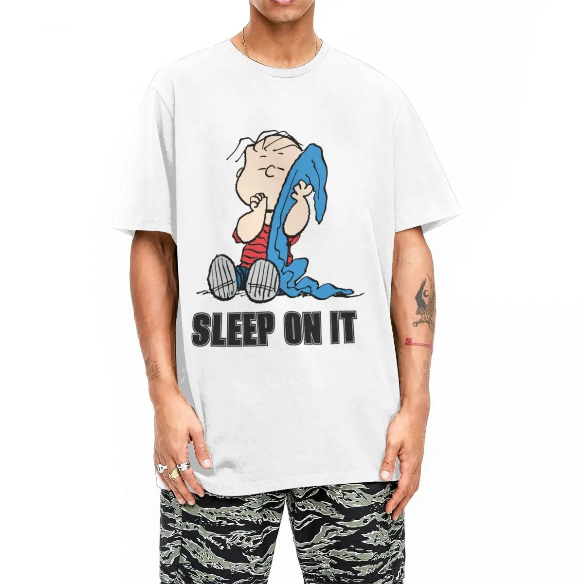 Snoopy Peanuts Linus & T Shirt Men Women Pure Cotton Casual T-Shirt O Neck Tees Short Sleeve Clothing New Arrival