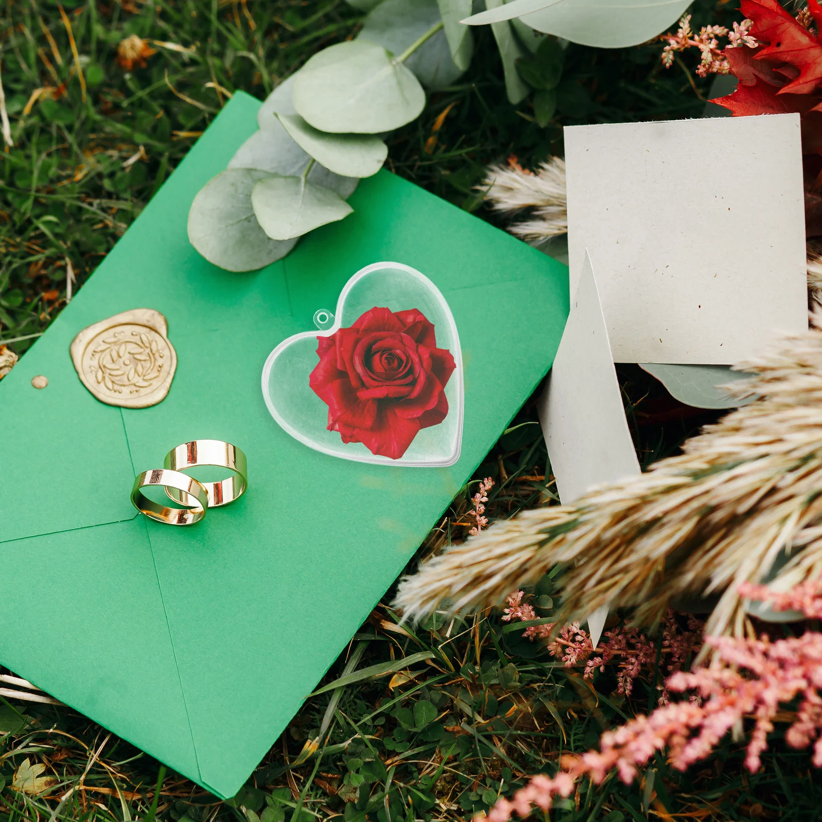 

10Pcs Heart Shape Clear Plastic Fillable Ornaments for Wedding Christmas Valentine DIY Craft Decoration Balls Empty Ornaments