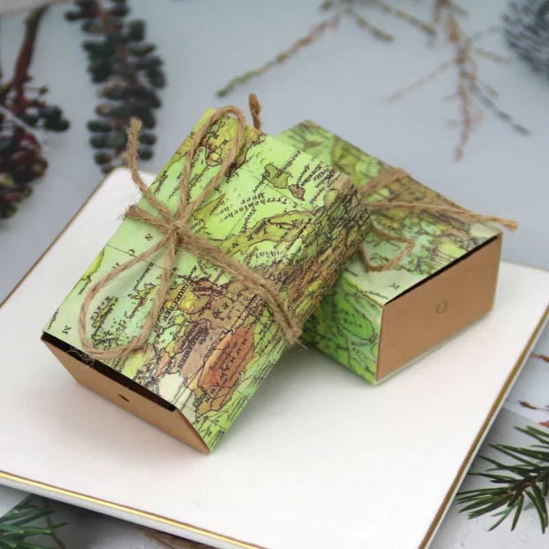 

New Suitcase Candy Boxes World Map Style Gift Box Wedding Birthday Anniversary Favor Boxes Event Party Decor