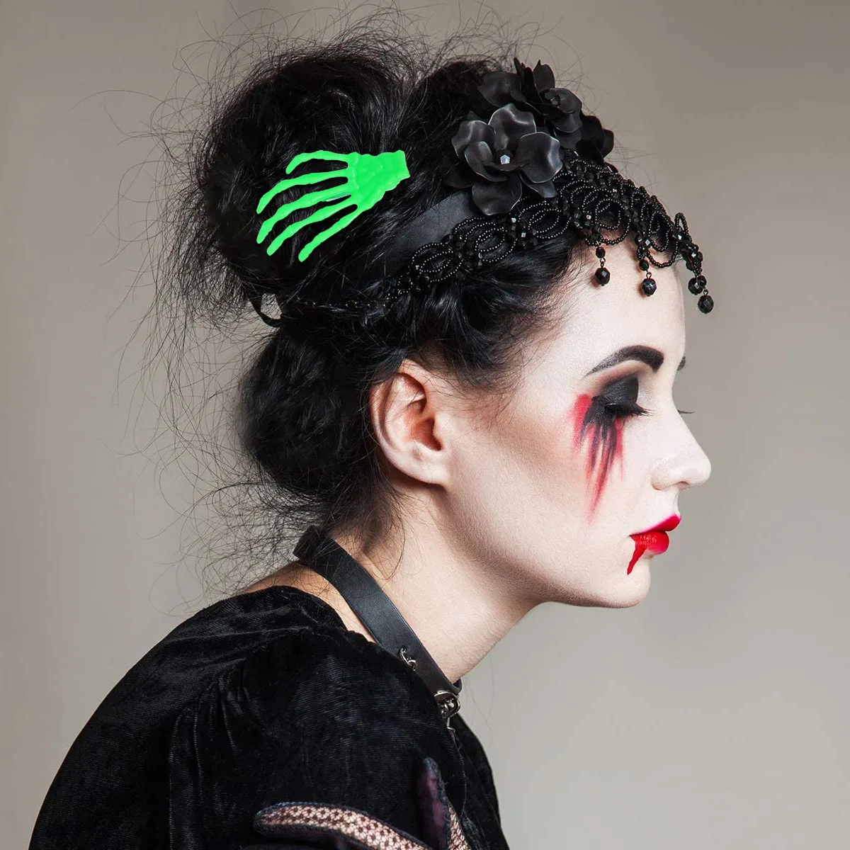 

20 Pcs Hand Hair Clip Claw Hairpin Women Bangs Halloween Supplies Skull Barrettes Hairpins