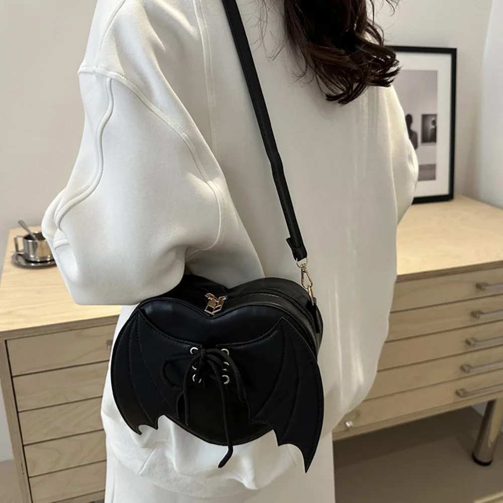 Korean-style Ins fashionable cute girl's bag 2026 new style simple small square bag personalized batwing shoulder messenger bag view 3