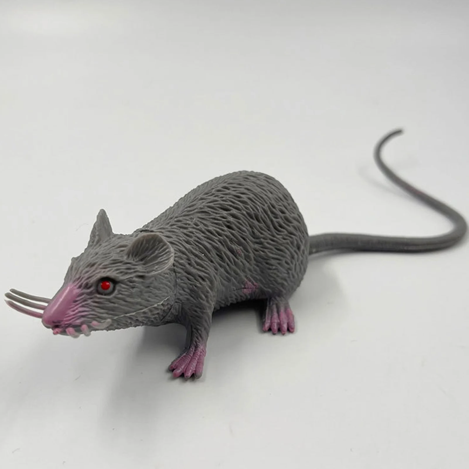 Künstliche Kleine Rattenfigur, Lebensechtes Mausmodell, Simulierte Maus, Präzisionsproduktion, Spielzeugmäuse, Fake-Trick-Nacht-Requisiten, Gruselige Streiche, PVC
