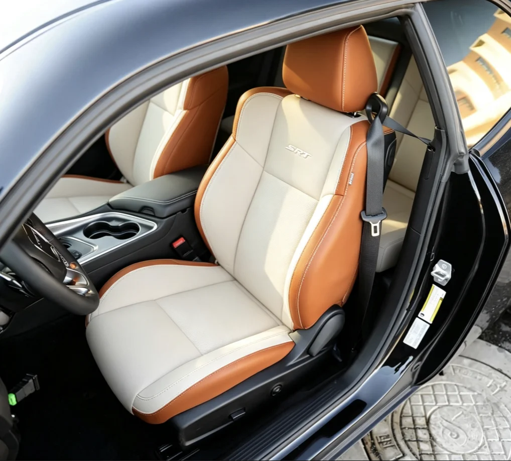 Für Dodge Challenger 2015 Maßgefertigte Autositzbezüge Luxuriöses Nappaleder 100% Passgenau Innenraumzubehör 360 ° Vollständige Abdeckung – Detail 3
