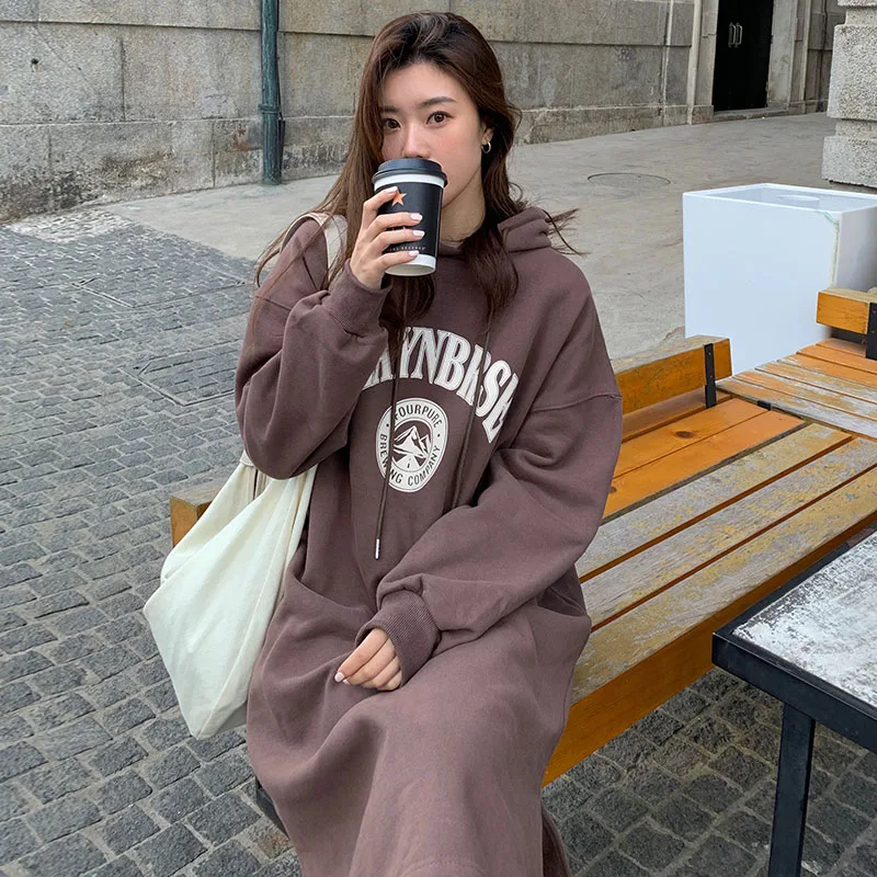 فستان نسائي بقلنسوة من الصوف السميك من Kot طويل فوق الركبة على الطراز الكوري ملابس خارجية غير رسمية مطبوعة للتنقل