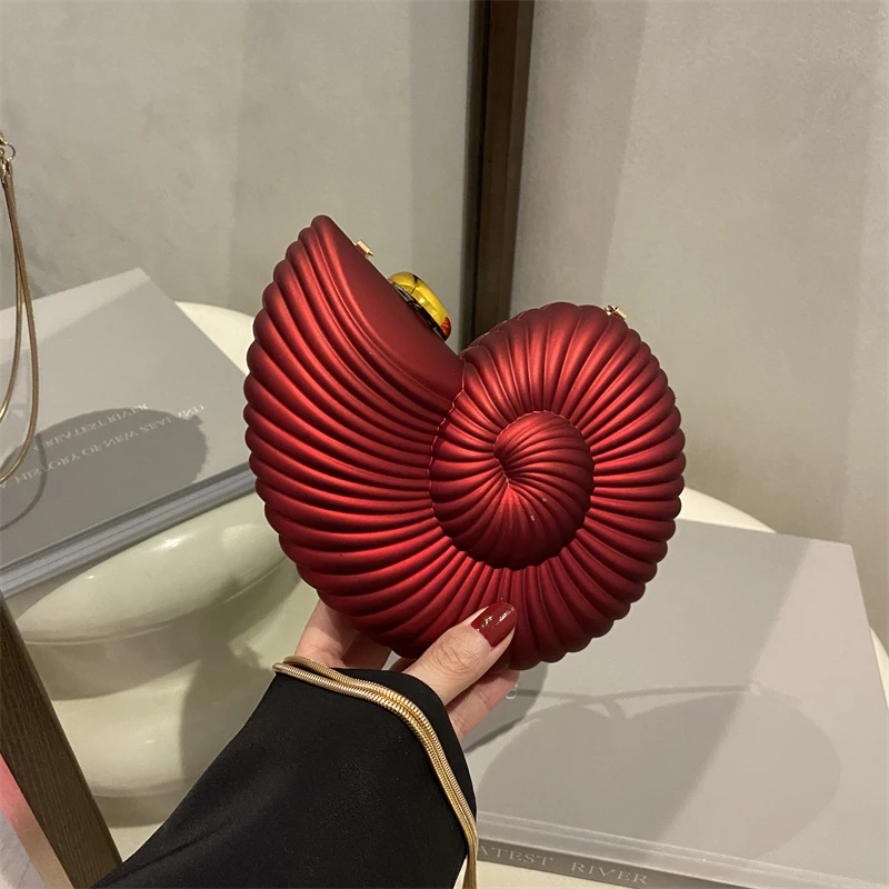 

Designer Acrylic Irregular Clutch Bag Red Evening Party Bag Mini Crossbody Bags Lady Personality Design Fashion Lipstick Bags