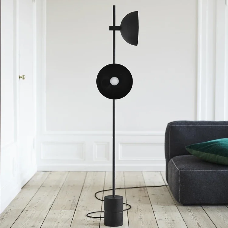 Simple and creative living room floor lamp post-modern black bedroom study personalized decoration floor