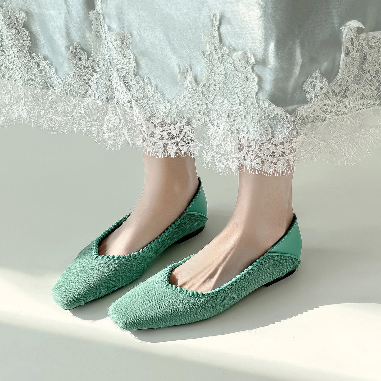 

Fashion Women Pumps Shoes Summer Dopamine Flats Shoes Simple Genuine Leather Trendy Square Toe Office Dating Dress Size 34-40