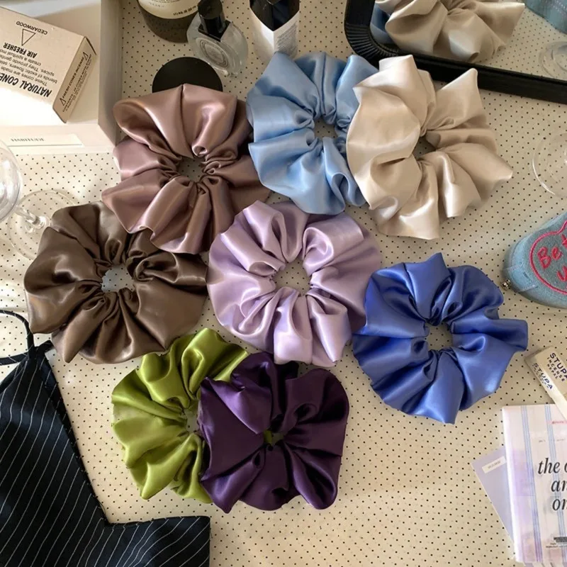 

Элегантная однотонная атласная резинка для волос для женщин и девушек, шикарный держатель для хвоста, мягкая шелковая ткань, без заломов, нескользящая, для повседневного использования