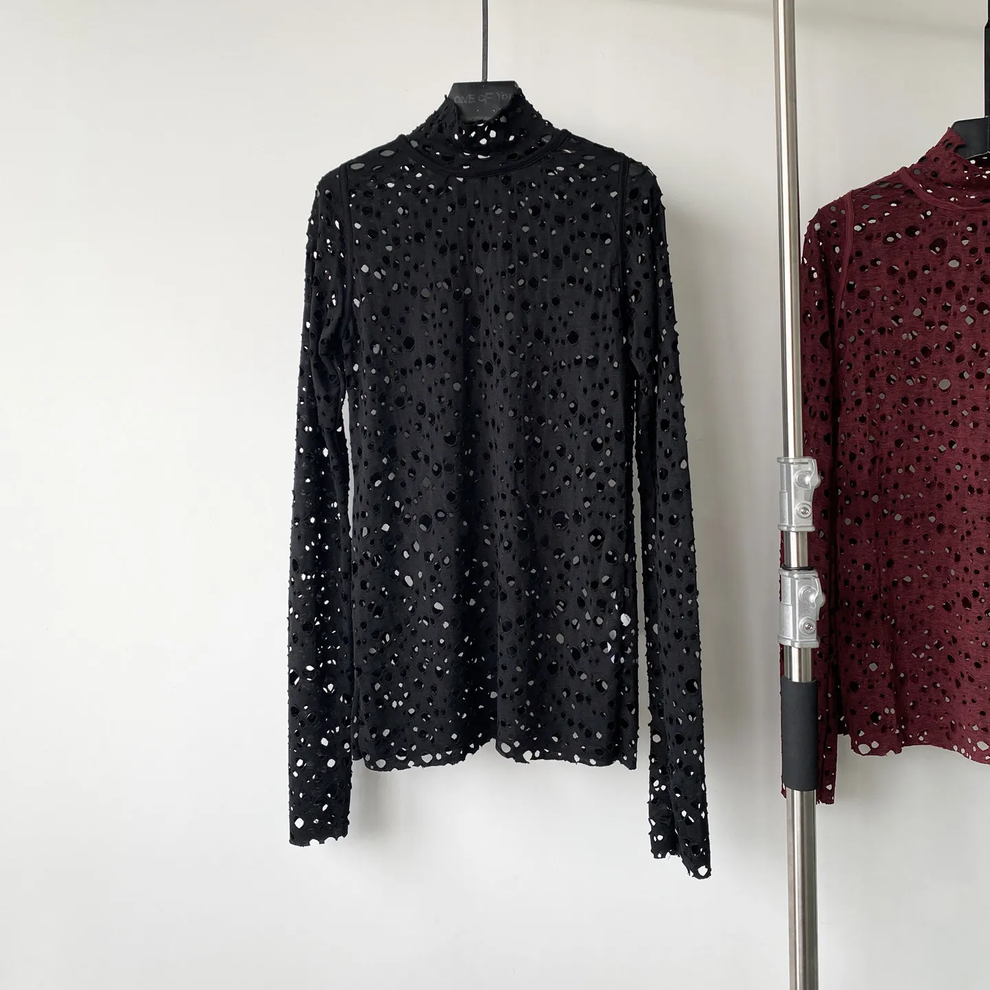 High Street T-shirts Women's Dark Perforated Hollow Design Long Sleeved Patchwork See Through High Neck Tshirt Top
