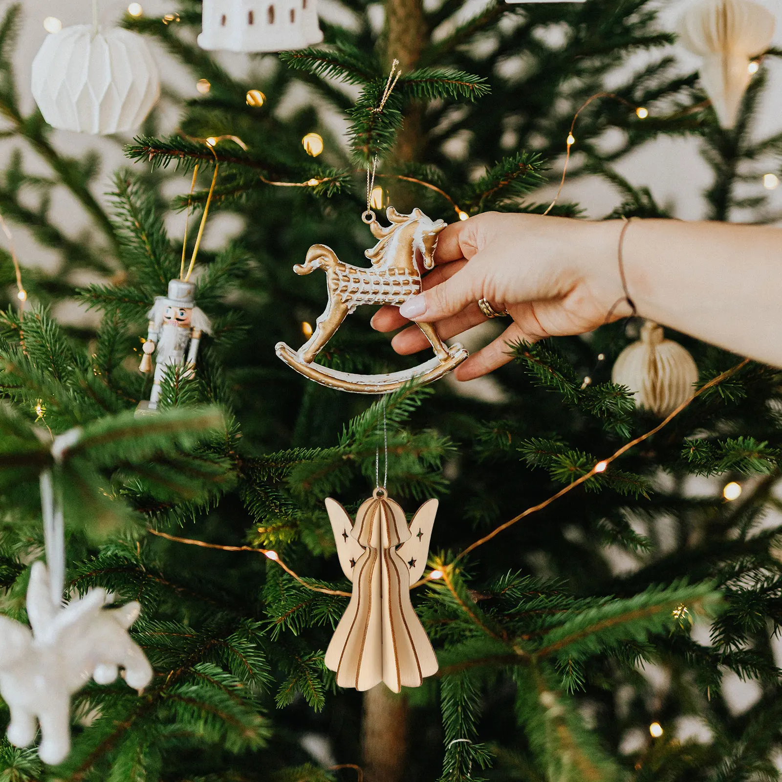 

6pcs Diy Wooden Christmas Hanging Ornament 3D Unfinished Xmas Pendant Craft For Kids Tree Decor Party Supplies Handicrafts