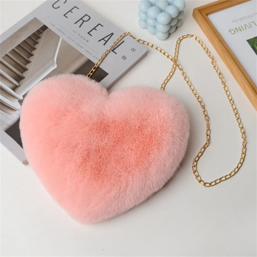 Fashion Soft Faux Fur Heart Shaped Handbags Women\'s Fluffy Solid Crossbody Bags Ladies Cute Plush Fluffy Chain Mini Shoulder Bag