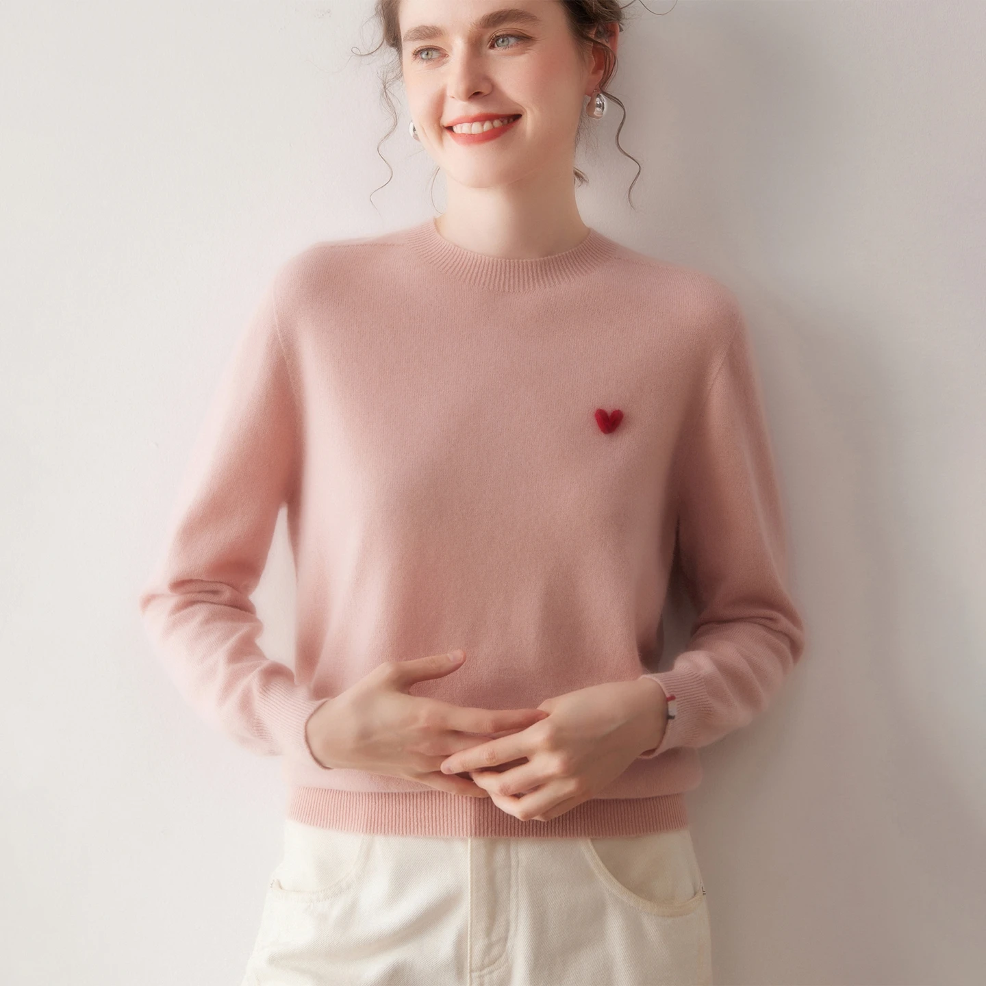 100% pure cashmere women's heart-shaped round-neck European-style high-end multi-color knitted base layer sweater