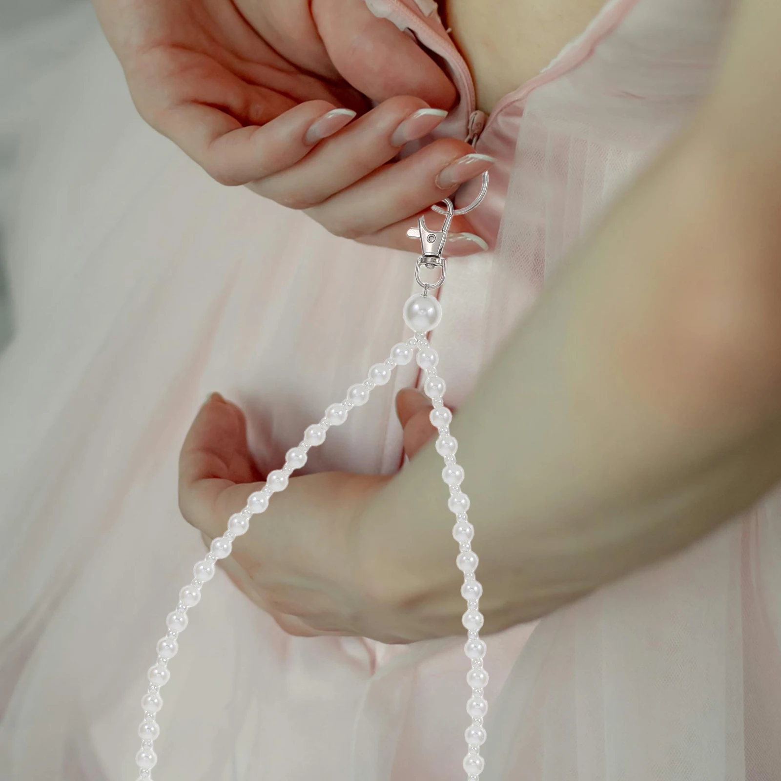 

Dress Zipper Helper Zipper Puller Durable Plastic Zipping Aid Tool Pull Assistant Lanyard for Dresses Boots Zipping Down Helper