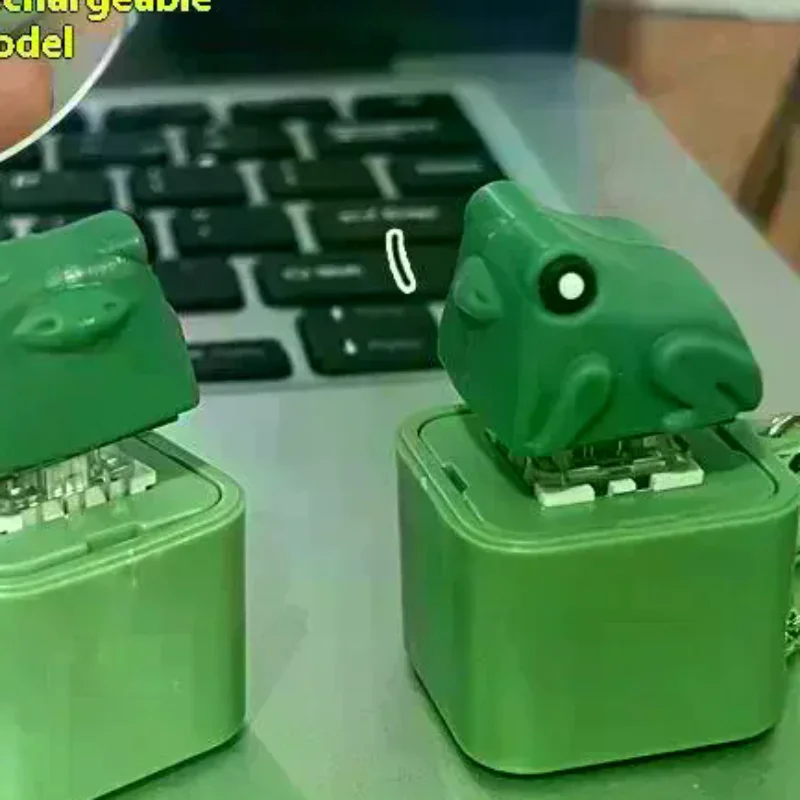 Funny Croaking Frog Duck Keychain Rechargeable Keyboard Fidget Clicker Sound Keyring With LED Light For Stress Relief