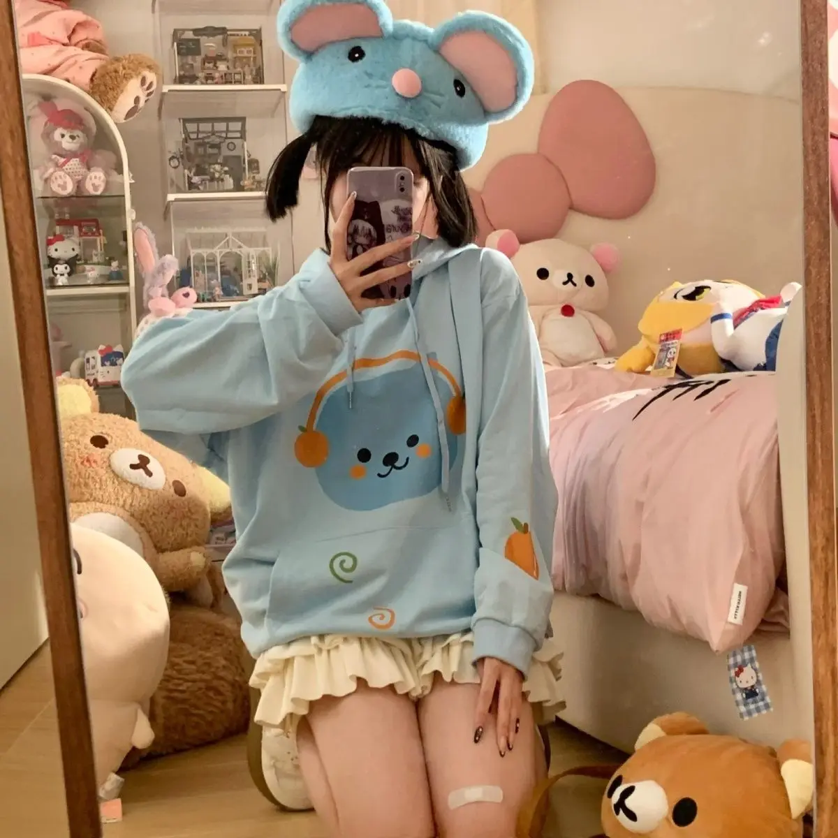 

Onalippa 2025 New Little Bear Hibernation Home Cute Cool Blue Hoodie Autumn Long Sleeve Top Women Versatile Daily Use