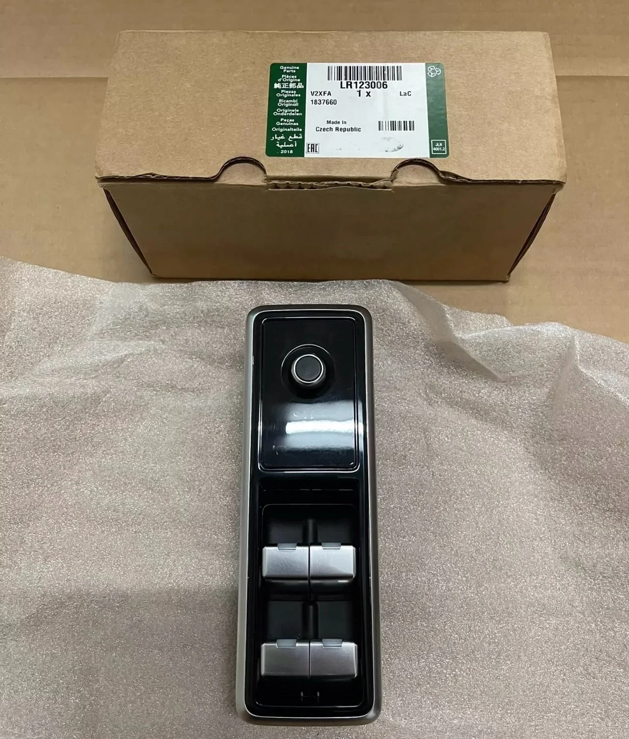 

LR123006 LR113038 Window Switch for RANGE ROVER