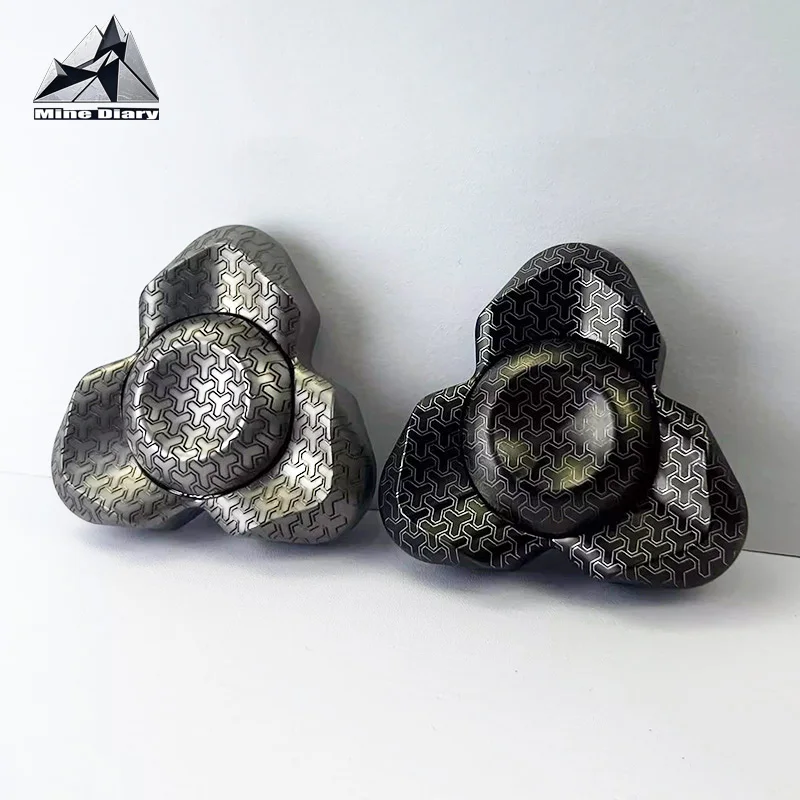 ファッションステンレス鋼 EDC フィジェットトイ 大人用 ストレス解消＆リラックス フィジェットスピナー ADHD 手回しおもちゃ