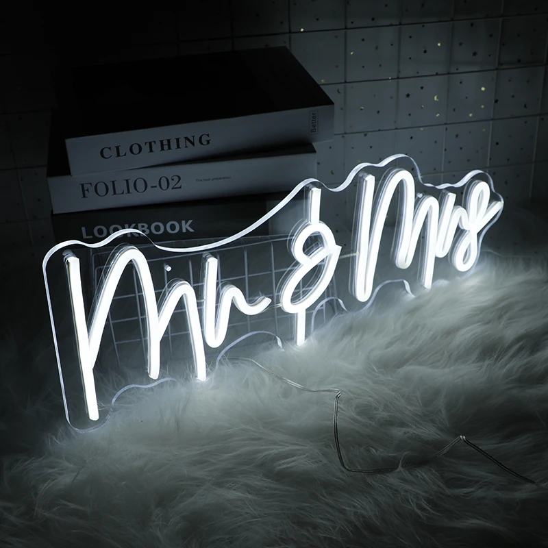 

Mr& Mrs Custom Neon Sign Night Light for Wall Decoration Personalized Board For Bedroom Shops Parties Romantic Decor