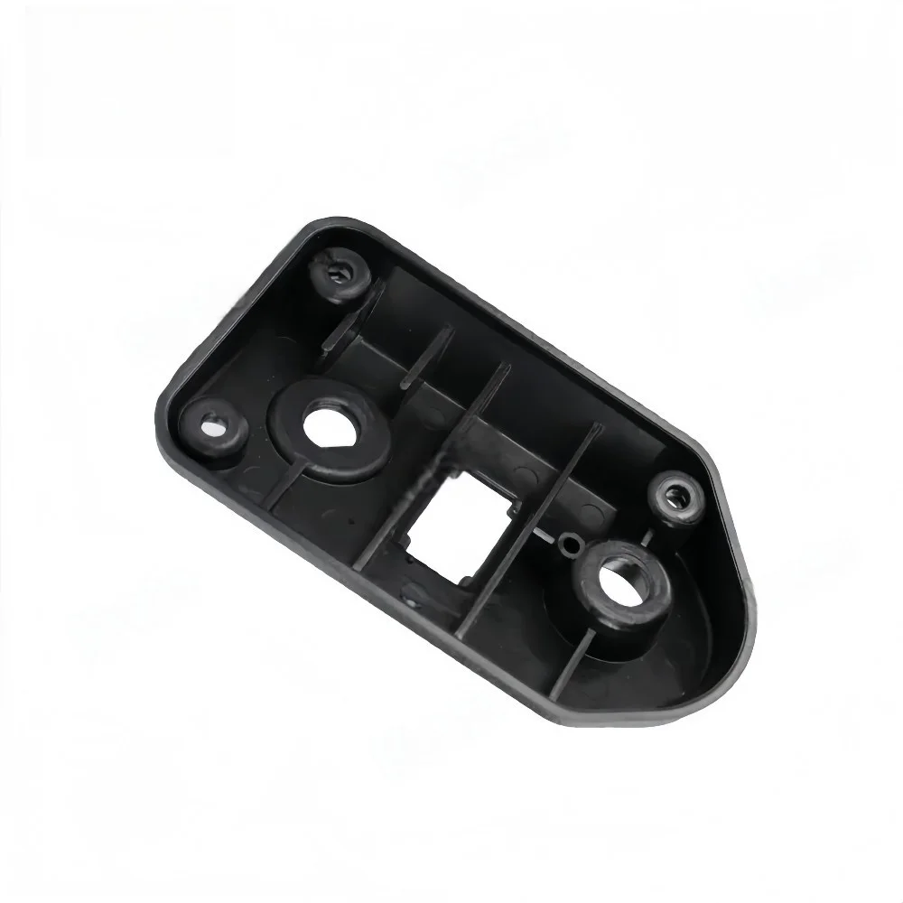 

Door Lock Panel 6718887 Suitable for Loader S130 S150 S160 S175 S185 S205 S220 A220 A300 751 753 763 773 863 864 873 883 963
