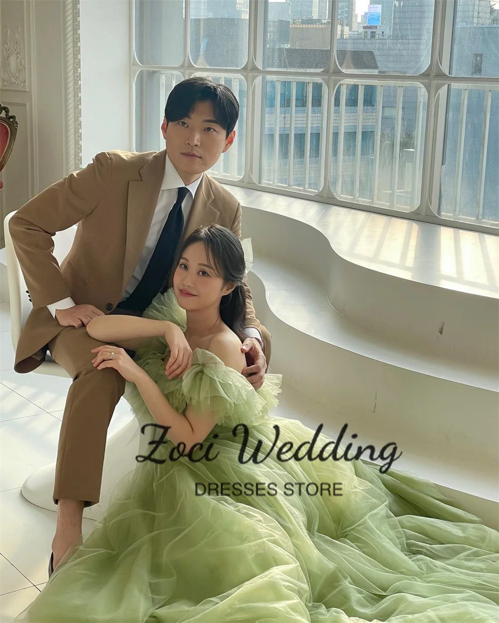 Zoci Ruffles Boat Neck Green Korea Evening Dress A-line Puffy Off Shoulder Wedding Dresses Photo Shoot Customized Bridal Gown