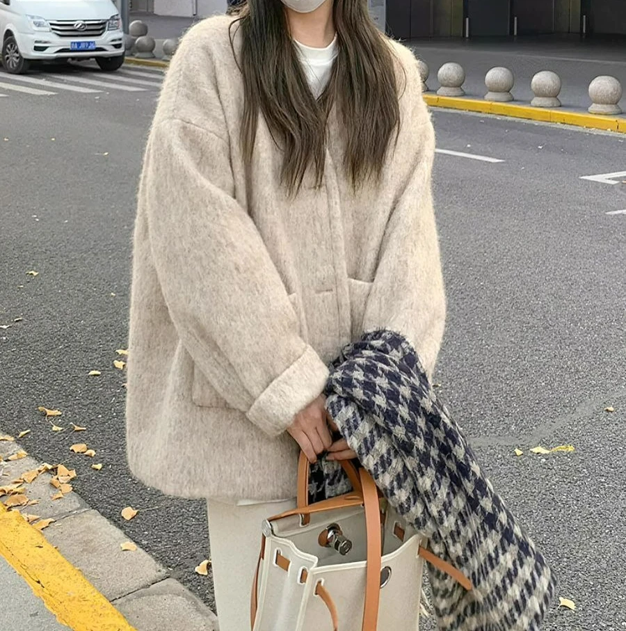 Gentle Coat Autumn and Winter New Temperament Versatile Soft Waxy Lazy Style Design Sense Chic Simple Top