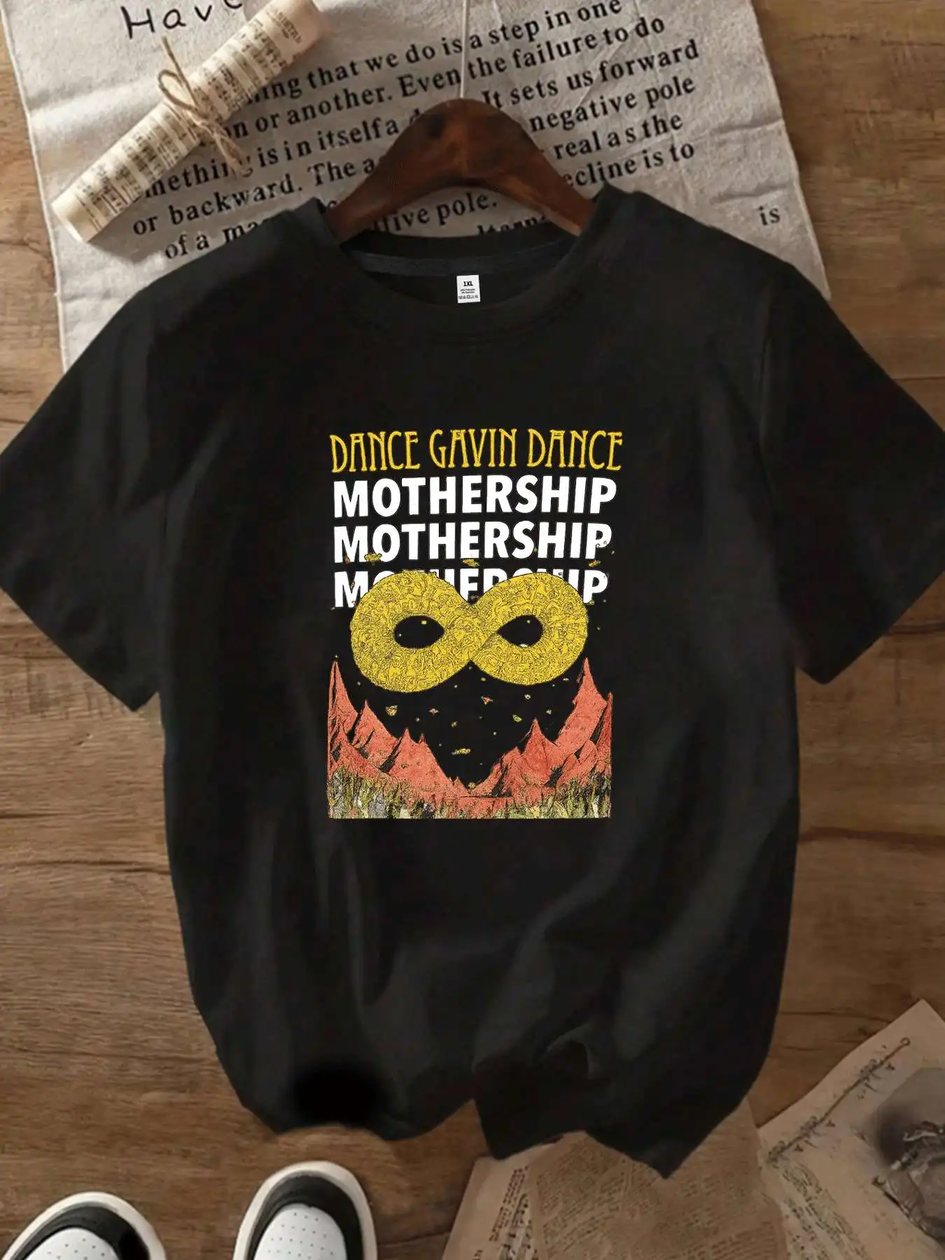 

【1142060】Женская футболка больших размеров с круглым вырезом и короткими рукавами, эластичными полурукавами и модными принтами